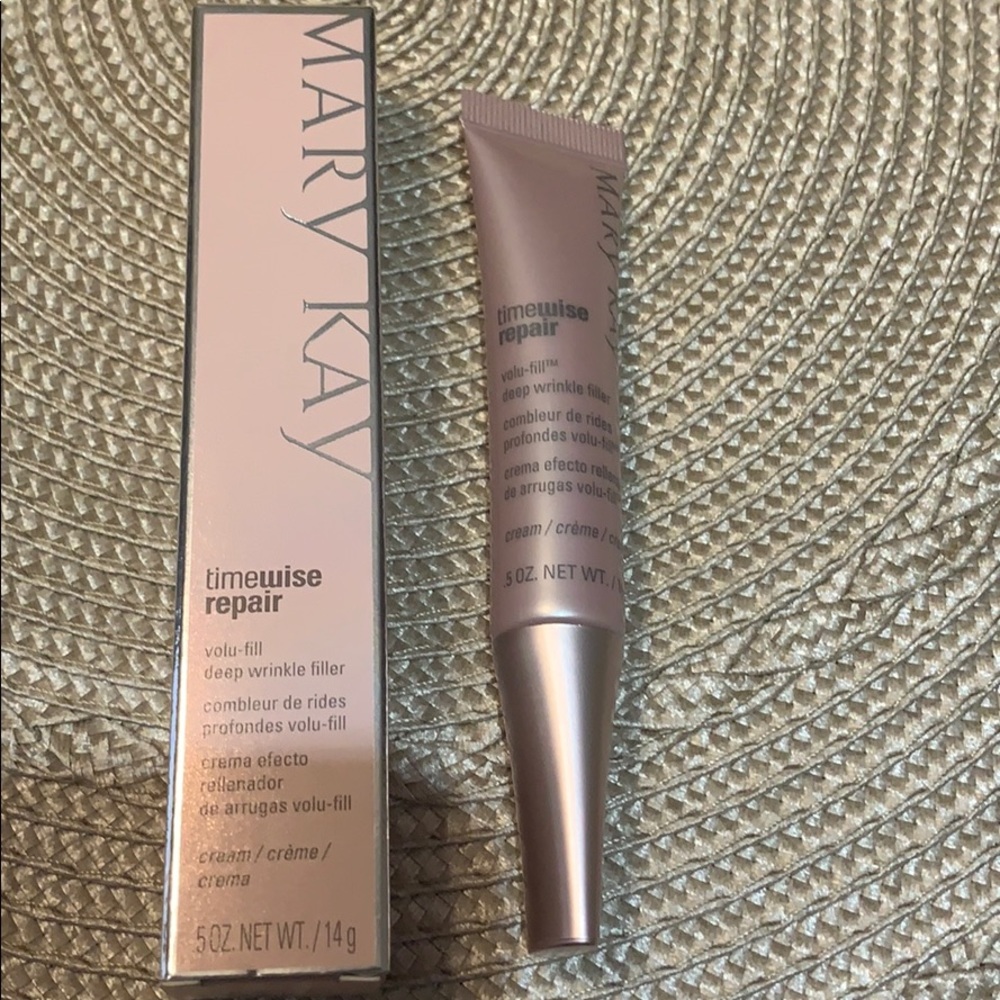 COPY - TimeWise Repair volu-fill Deep wrinkle fil…